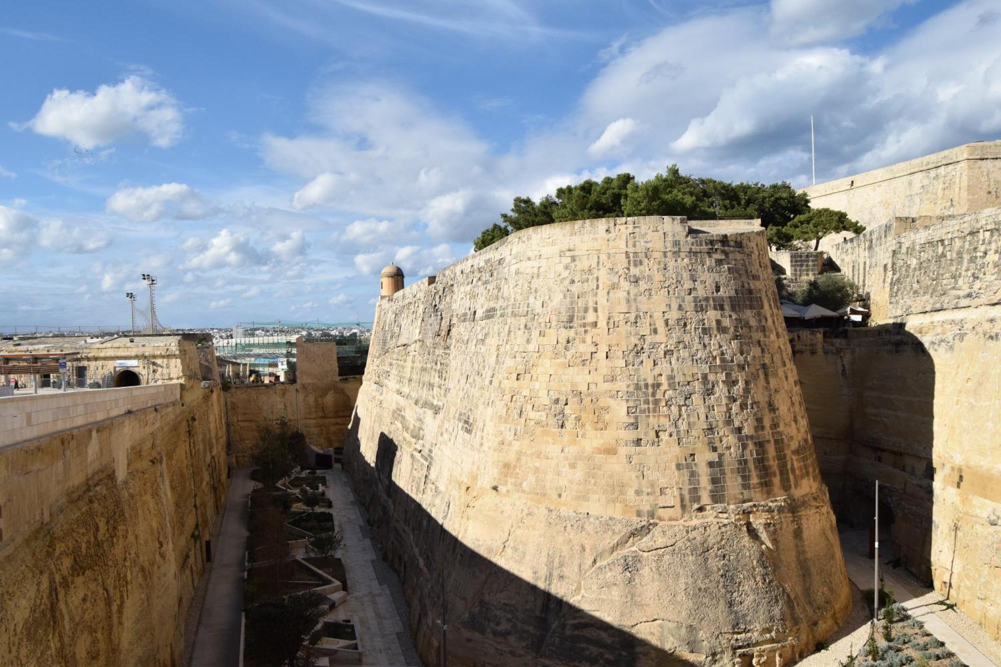 Comfortable 1Br Home With Maltese Balcony In Valletta By 360 Estates Экстерьер фото